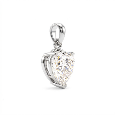 D101 - Collar de corazón de Moissanita en plata